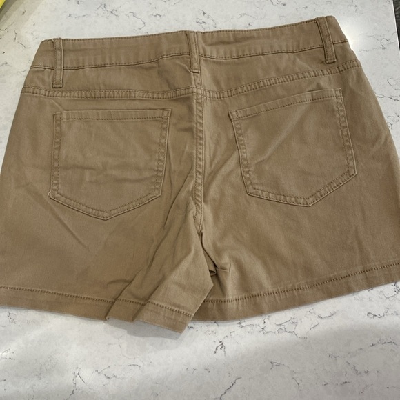 Faded Glory Shorts - Picture 3 of 6